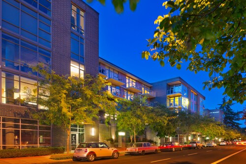 2121 Belmont Apartments Acquired in Portland, OR